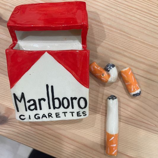 Ceramic Marlboro Pack + Cigs