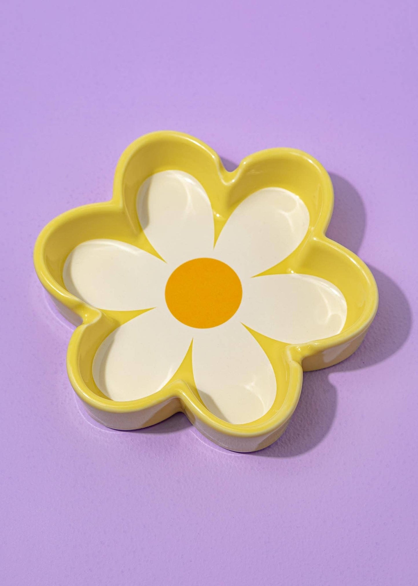 RETRO DAISY ASHTRAY